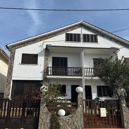 Nina'S Stay Hostel Шарнека Экстерьер фото
