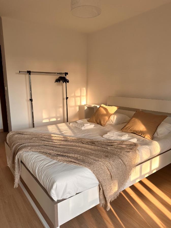 Nina'S Stay Hostel Шарнека Экстерьер фото
